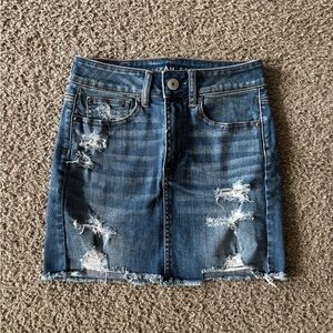NMOT American Eagle Outfitters Blue Distressed Hi-Rise Mini